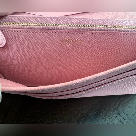 Prada Saffiano Bow Wallet - Picture 4 of 13